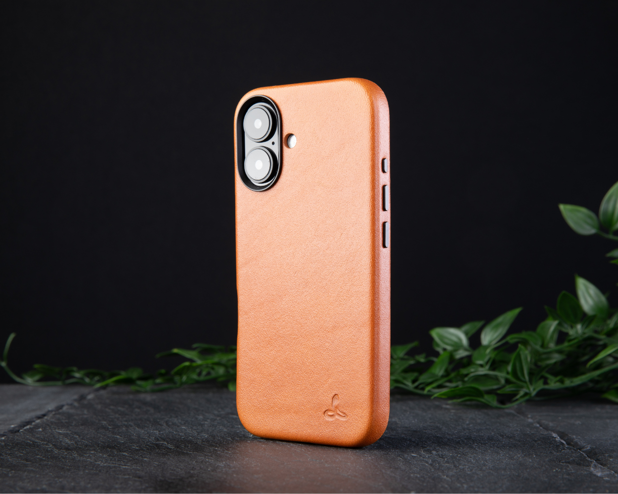 Apple iPhone 16 - Metro Slim Leather Phone Case