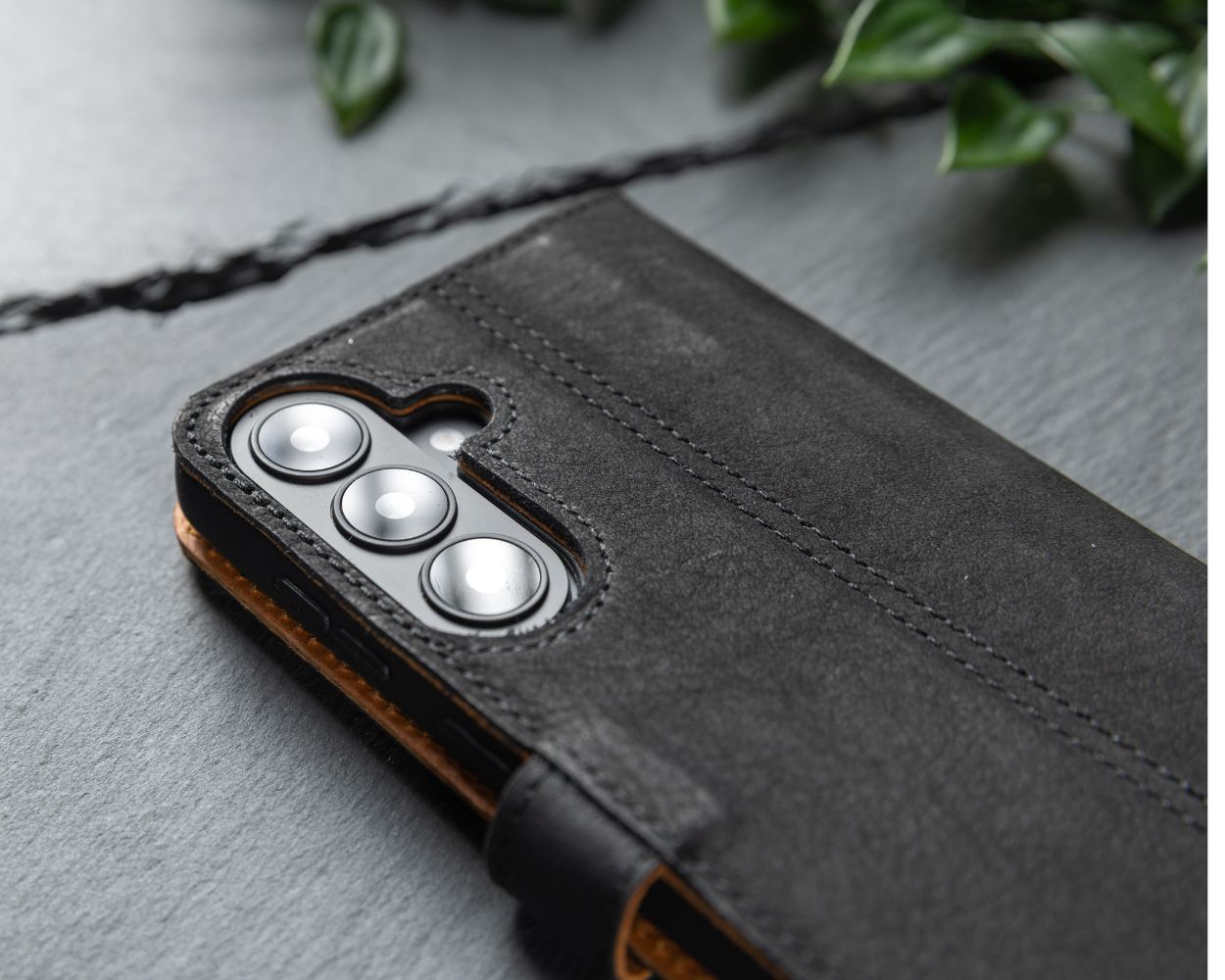 Samsung Galaxy S26 Plus - Vintage Leather Wallet Phone Case
