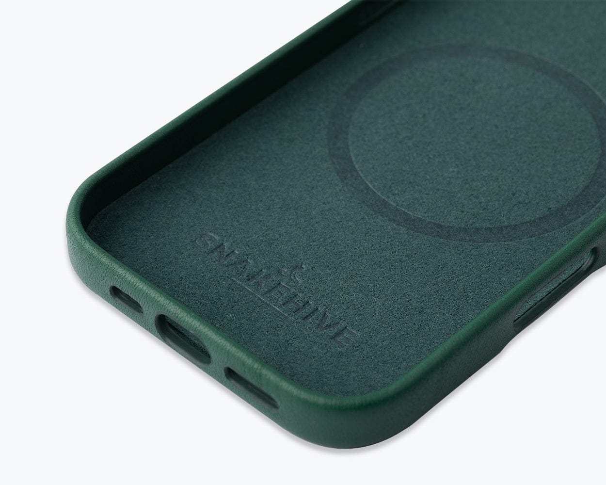 Apple iPhone 16 Pro - Metro Slim Leather Phone Case