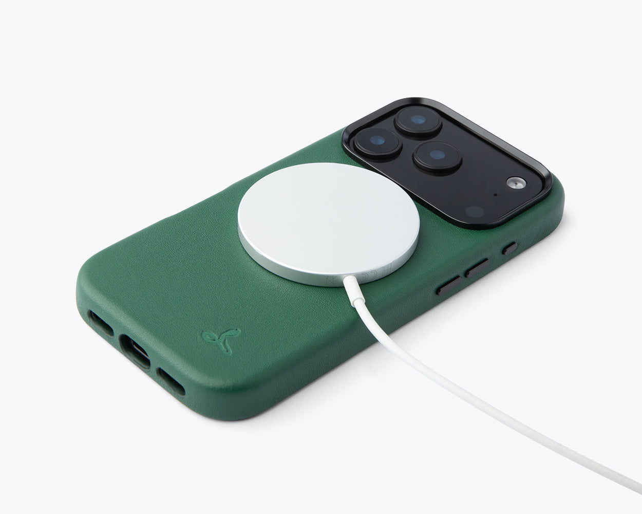 Apple iPhone 17 Pro - Metro Slim Leather Phone Case