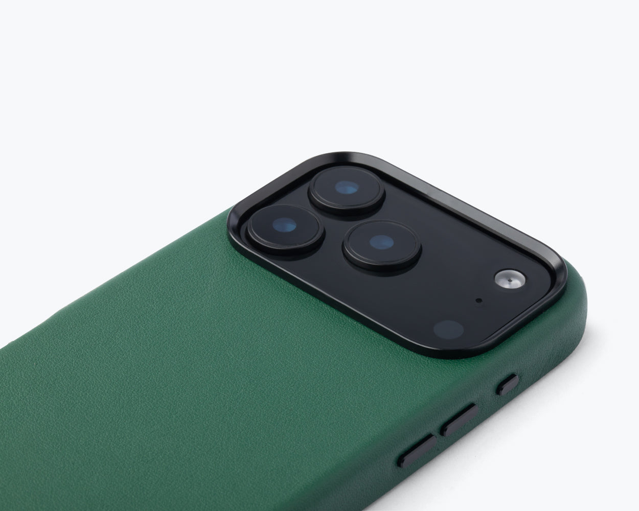 Apple iPhone 17 Pro - Metro Slim Leather Phone Case