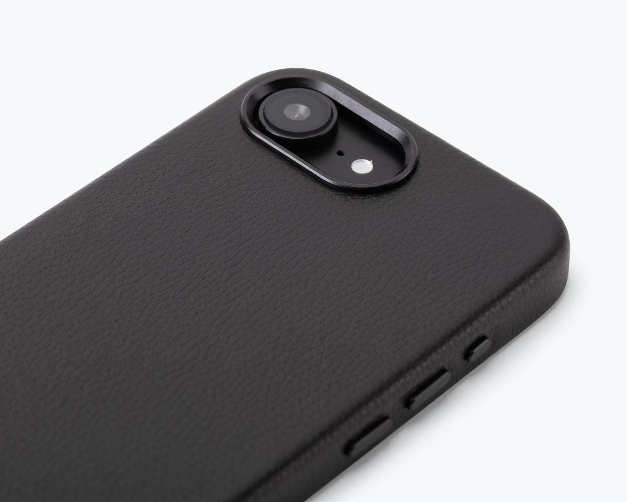 Apple iPhone 17e / 16e - Metro Slim Leather Phone Case