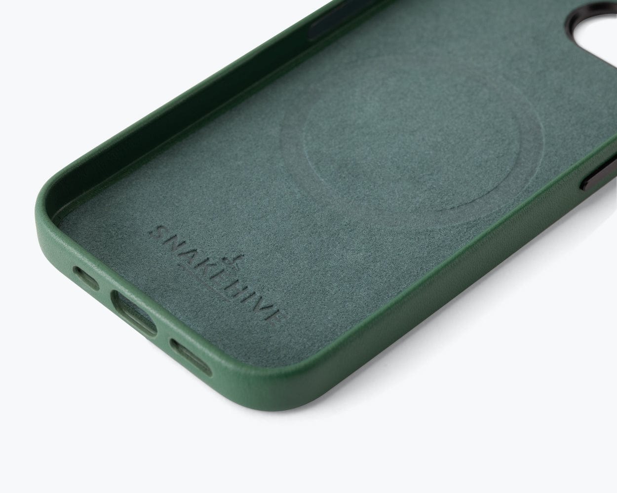 Apple iPhone 17e / 16e - Metro Slim Leather Phone Case