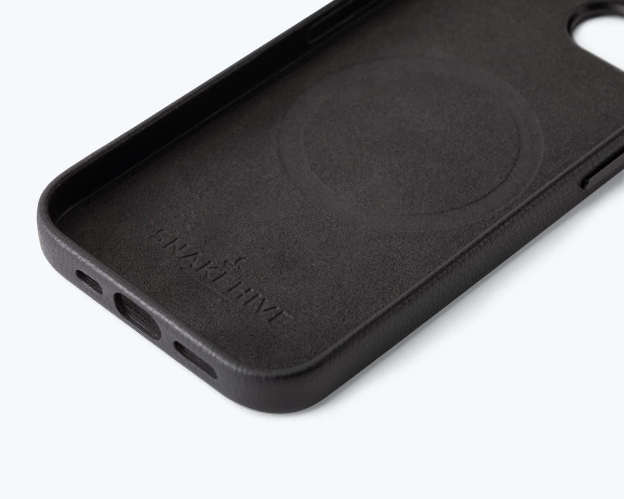Apple iPhone 17e / 16e - Metro Slim Leather Phone Case