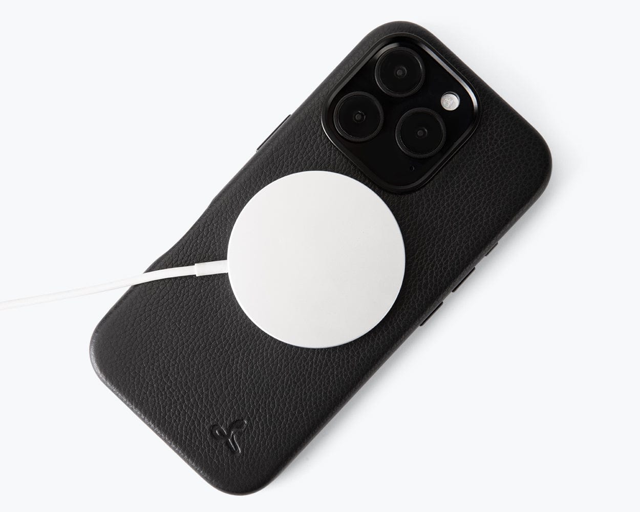 Apple iPhone 16 Pro - Metro Slim Leather Phone Case