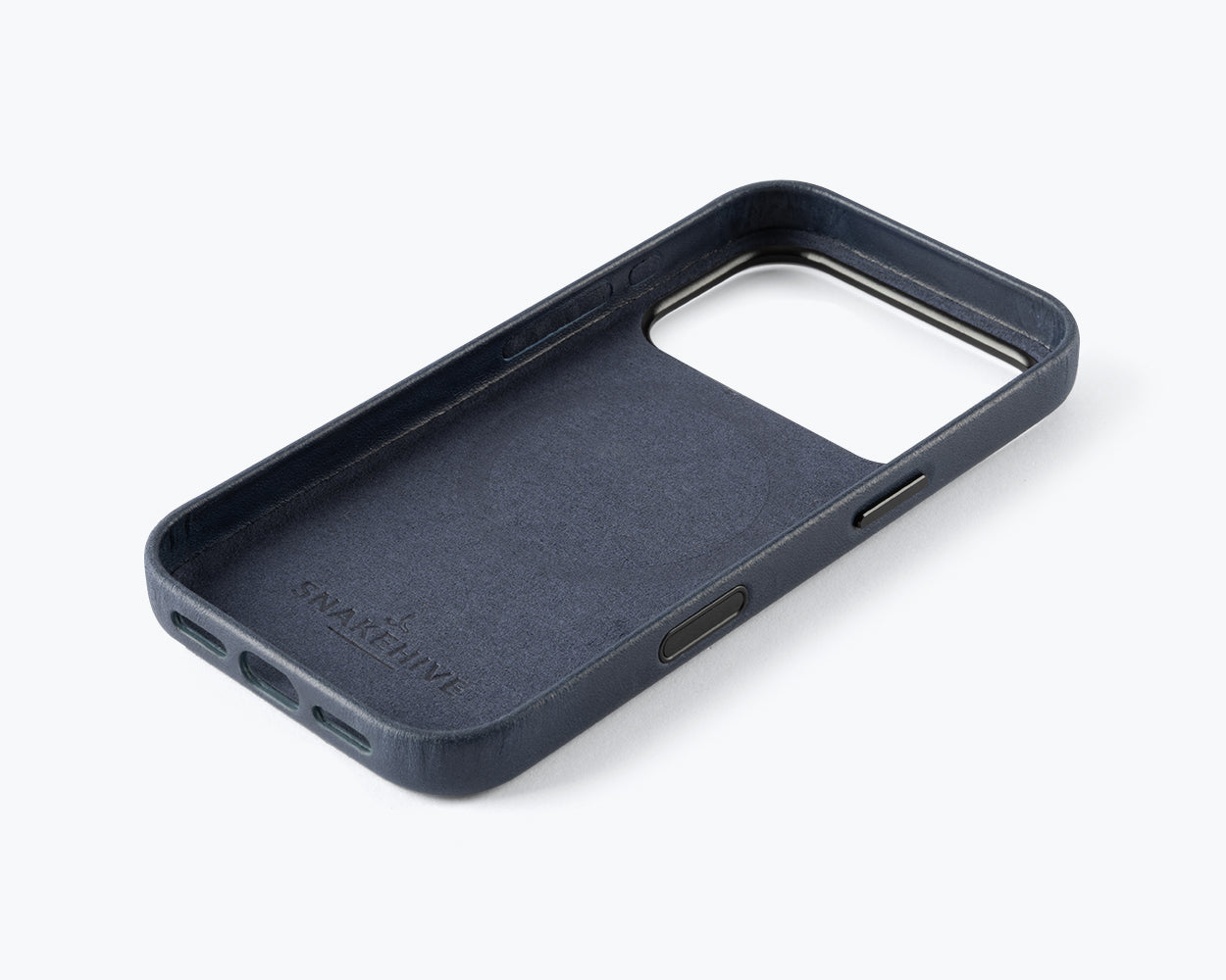 Apple iPhone 17 Pro Max - Metro Slim Leather Phone Case