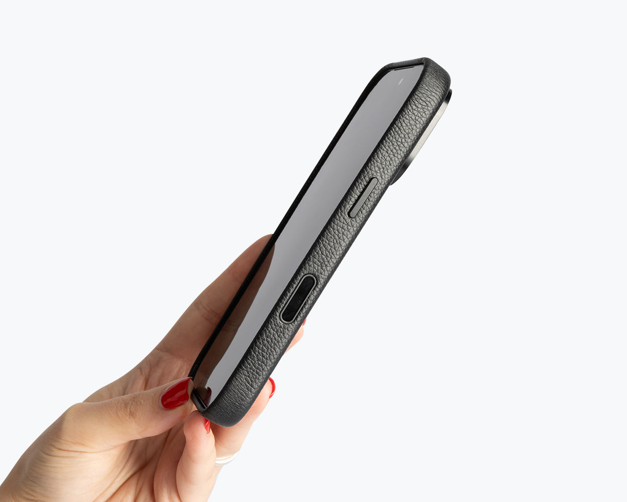 Apple iPhone 17 Pro Max - Metro Slim Leather Phone Case