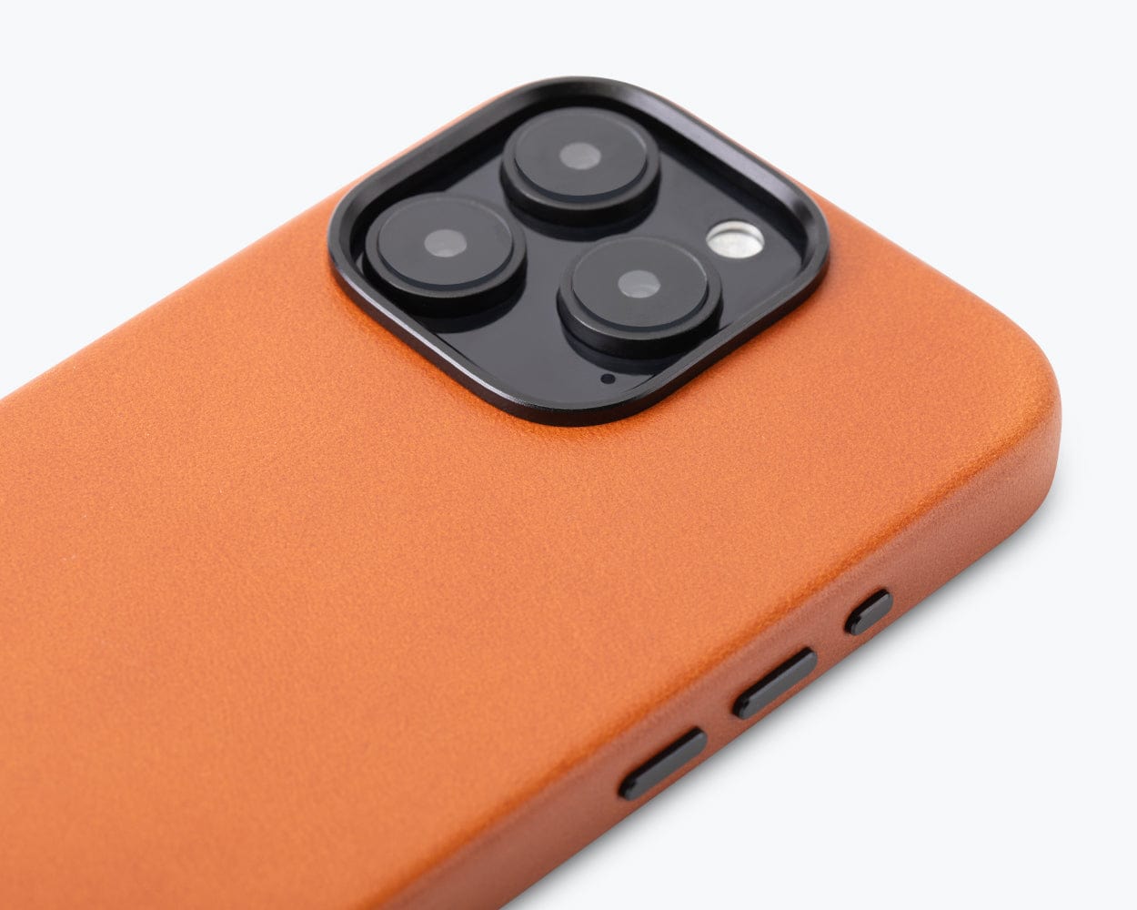 Apple iPhone 16 Pro - Metro Slim Leather Phone Case